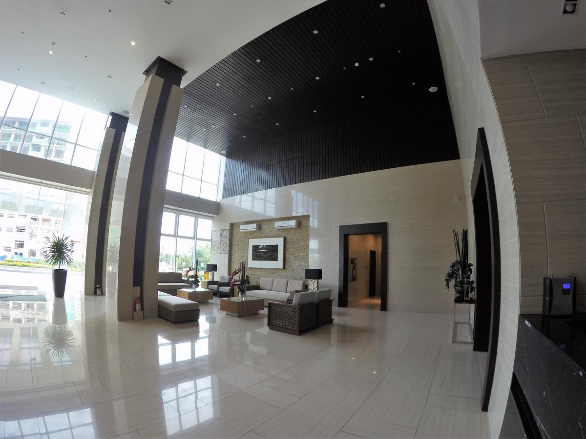 Wind Residence Condo - Tagaytay By Jaderooms Tagaytay City Eksteriør bilde