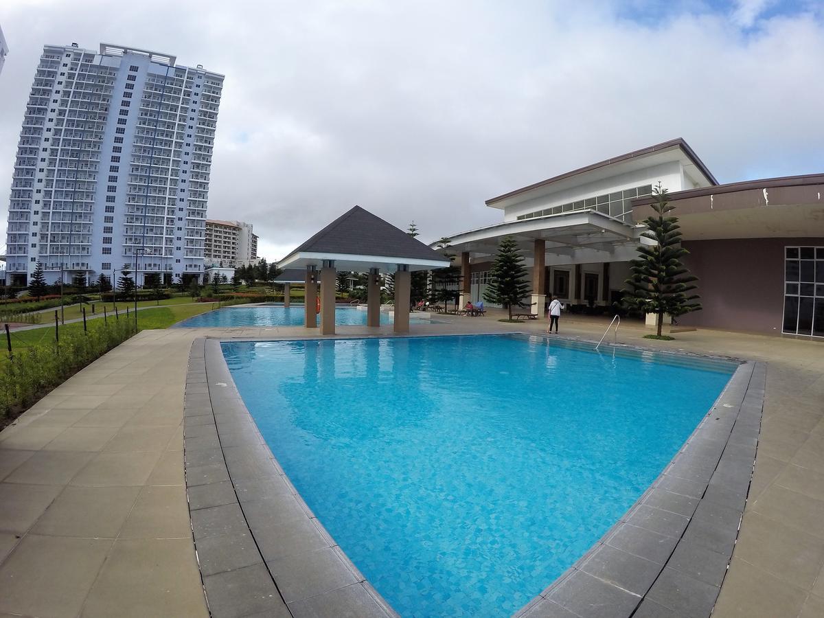 Wind Residence Condo - Tagaytay By Jaderooms Tagaytay City Eksteriør bilde