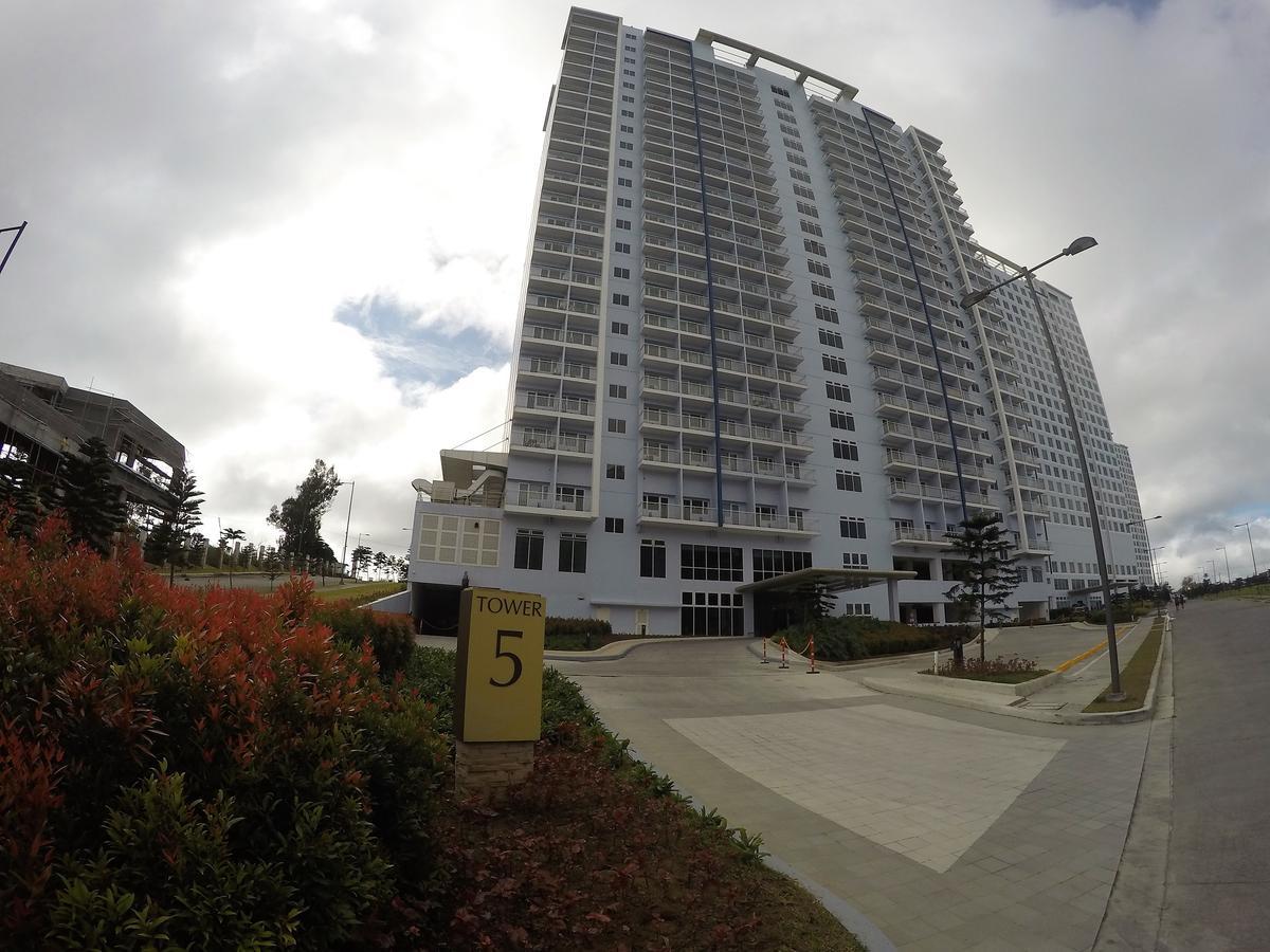 Wind Residence Condo - Tagaytay By Jaderooms Tagaytay City Eksteriør bilde